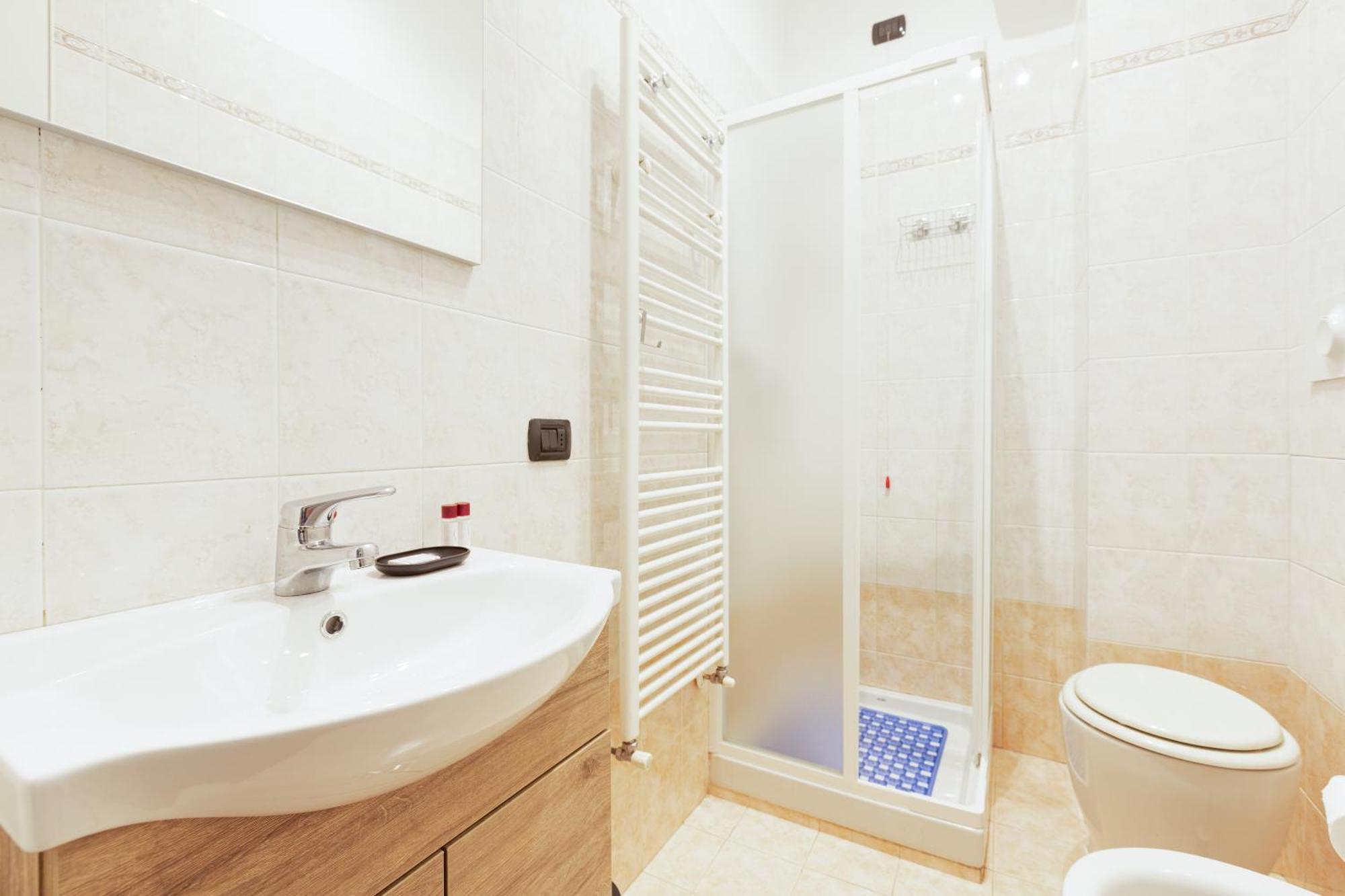 Comfy Only 900m From Affori Fn Station! Milano